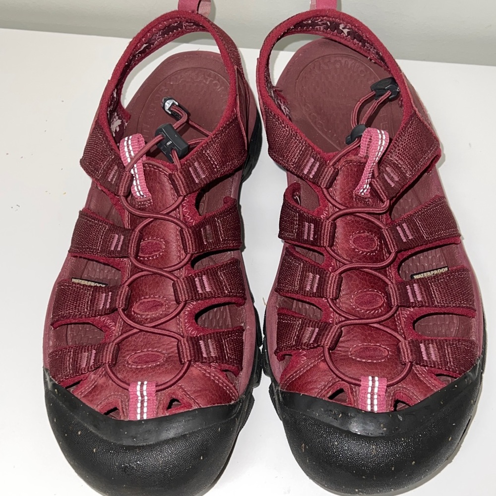 Keen Maroon Waterproof Bungee Fisherman Hiking Sport Sandal Shoes Women's US 11